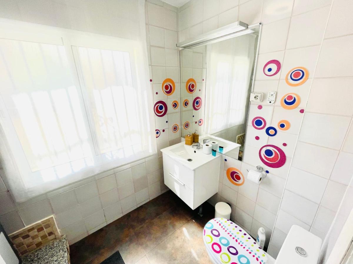 Bonito Apartamento Junto A Playa Centro フエンヒロラ エクステリア 写真