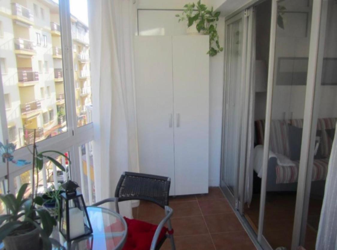 Bonito Apartamento Junto A Playa Centro フエンヒロラ エクステリア 写真