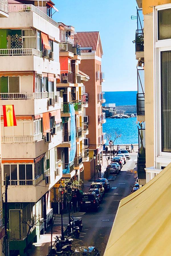 Bonito Apartamento Junto A Playa Centro フエンヒロラ エクステリア 写真
