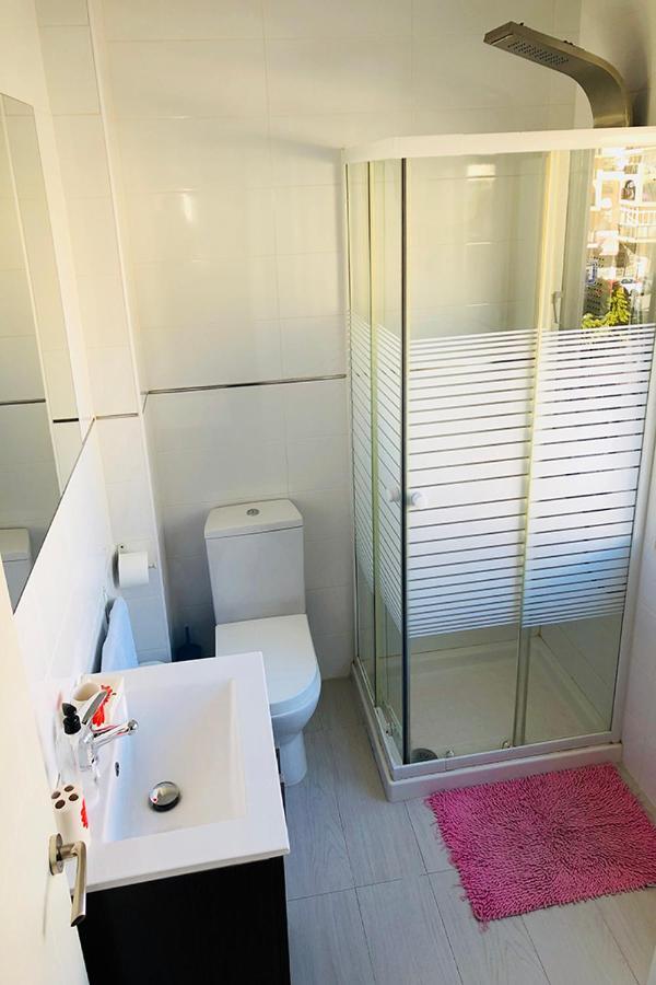 Bonito Apartamento Junto A Playa Centro フエンヒロラ エクステリア 写真